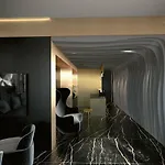 Posh Luxury شقة