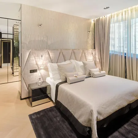 Posh Luxury Apartman