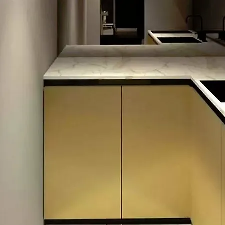 Posh Luxury Апартаменти