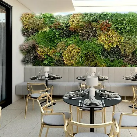 Апартаменти Posh Luxury