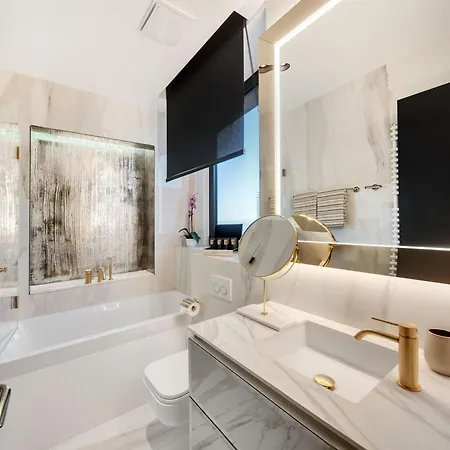 Posh Luxury Apartamento