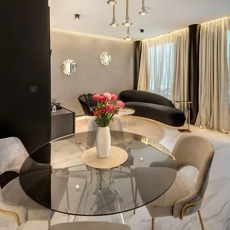Posh Luxury 스플리트