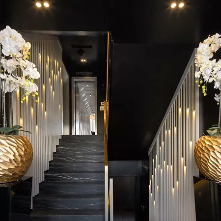 Posh Luxury *
